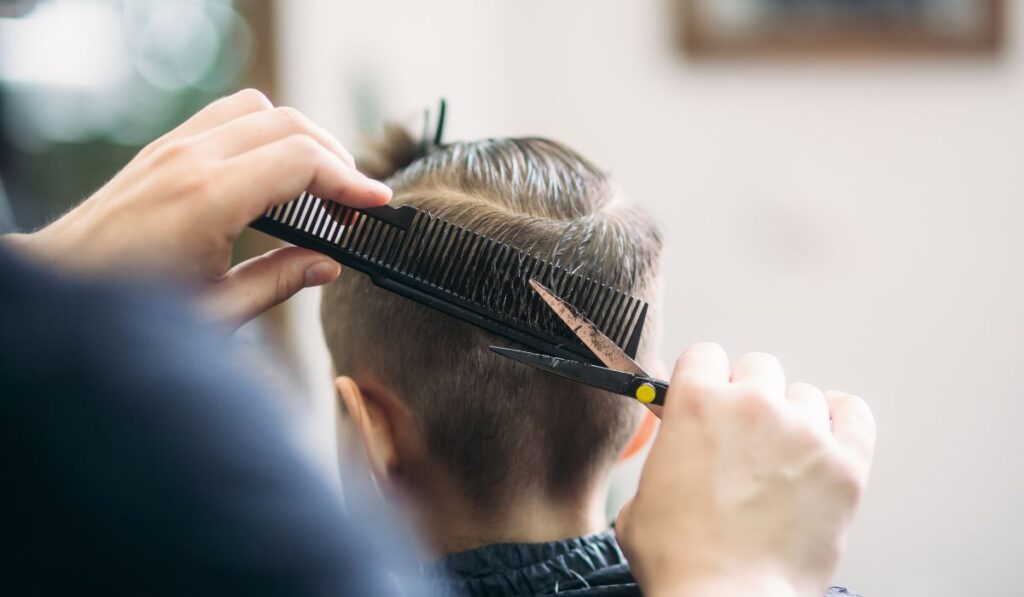 Kid-Friendly Hair Cutting Services at Naturals Salons